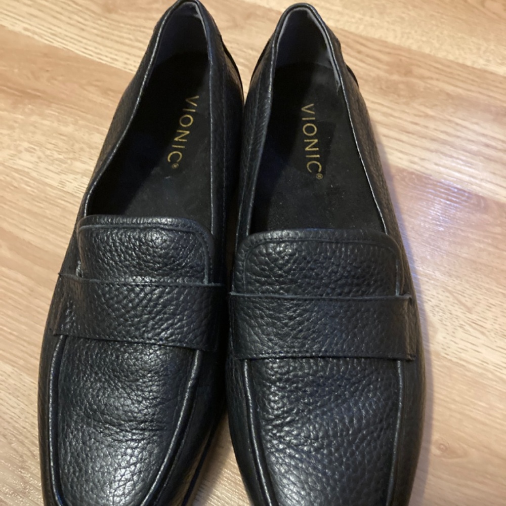 vionic loafers - Picture 4 of 4
